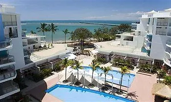 Pier One Aparthotel Urangan