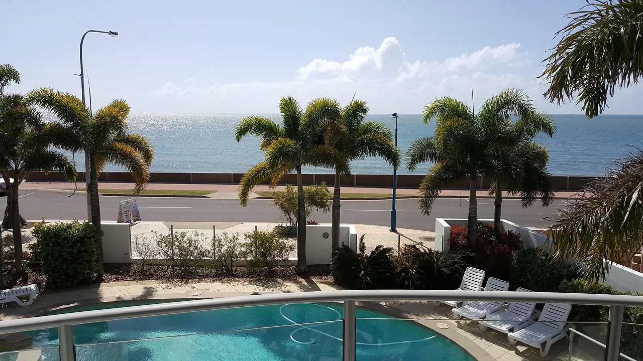 Pier One Aparthotel Urangan