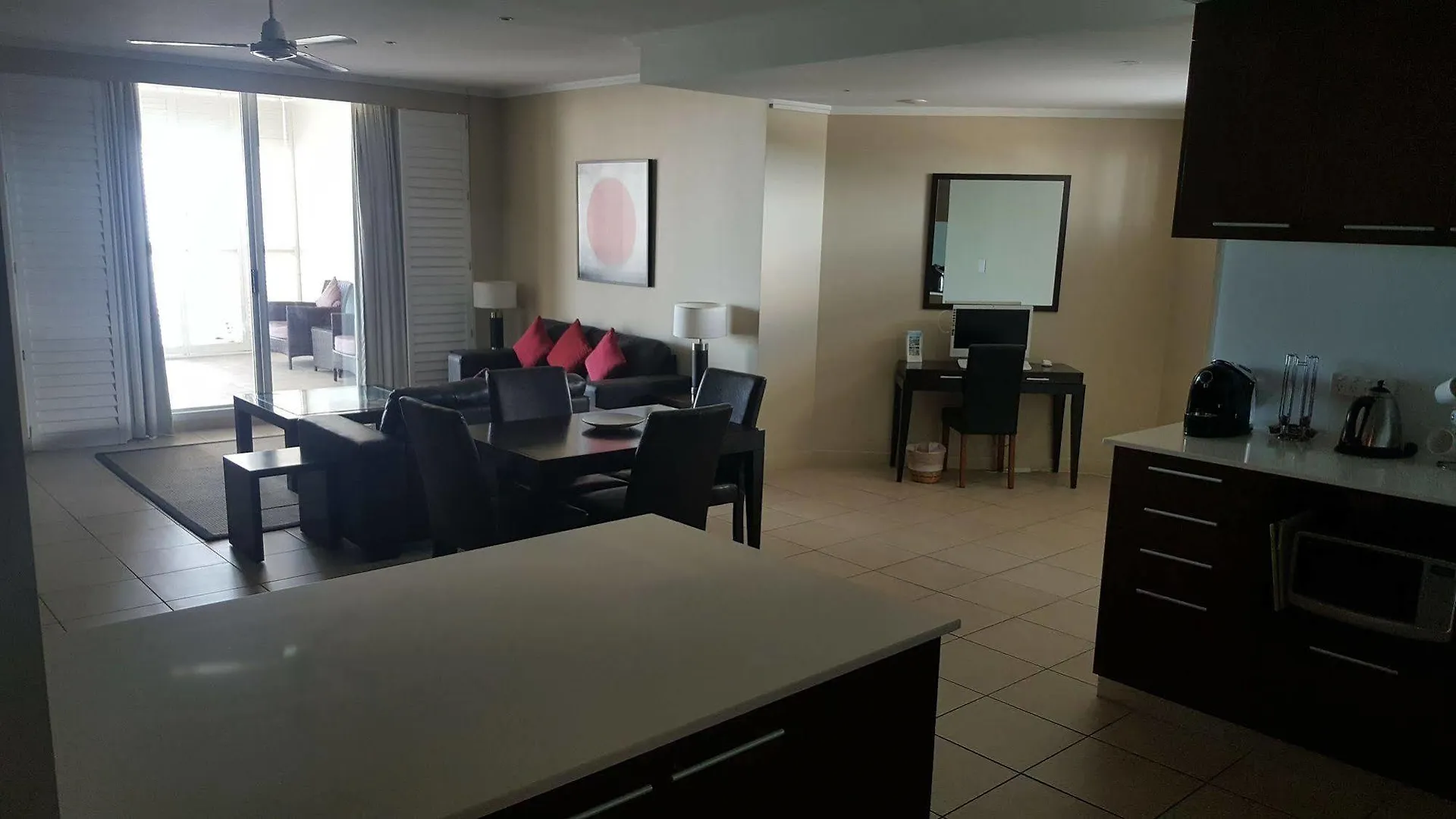 Pier One Aparthotel Urangan