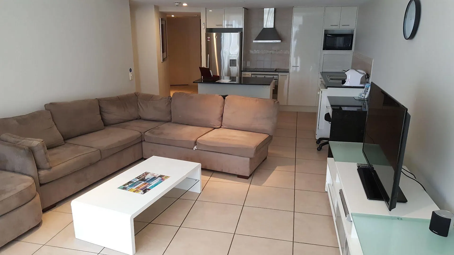 Pier One Aparthotel Urangan