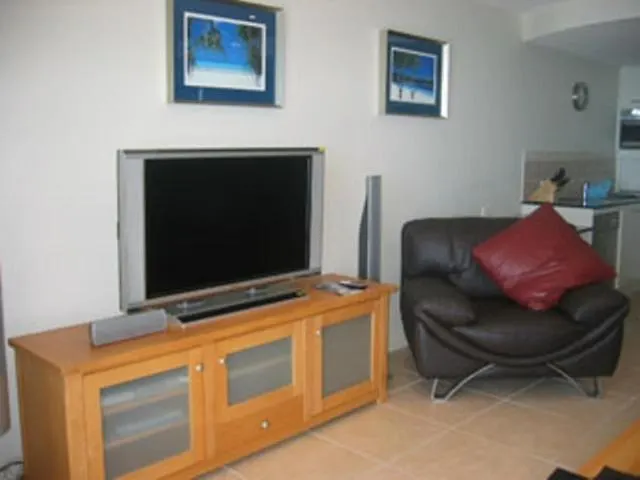 Pier One Aparthotel Urangan